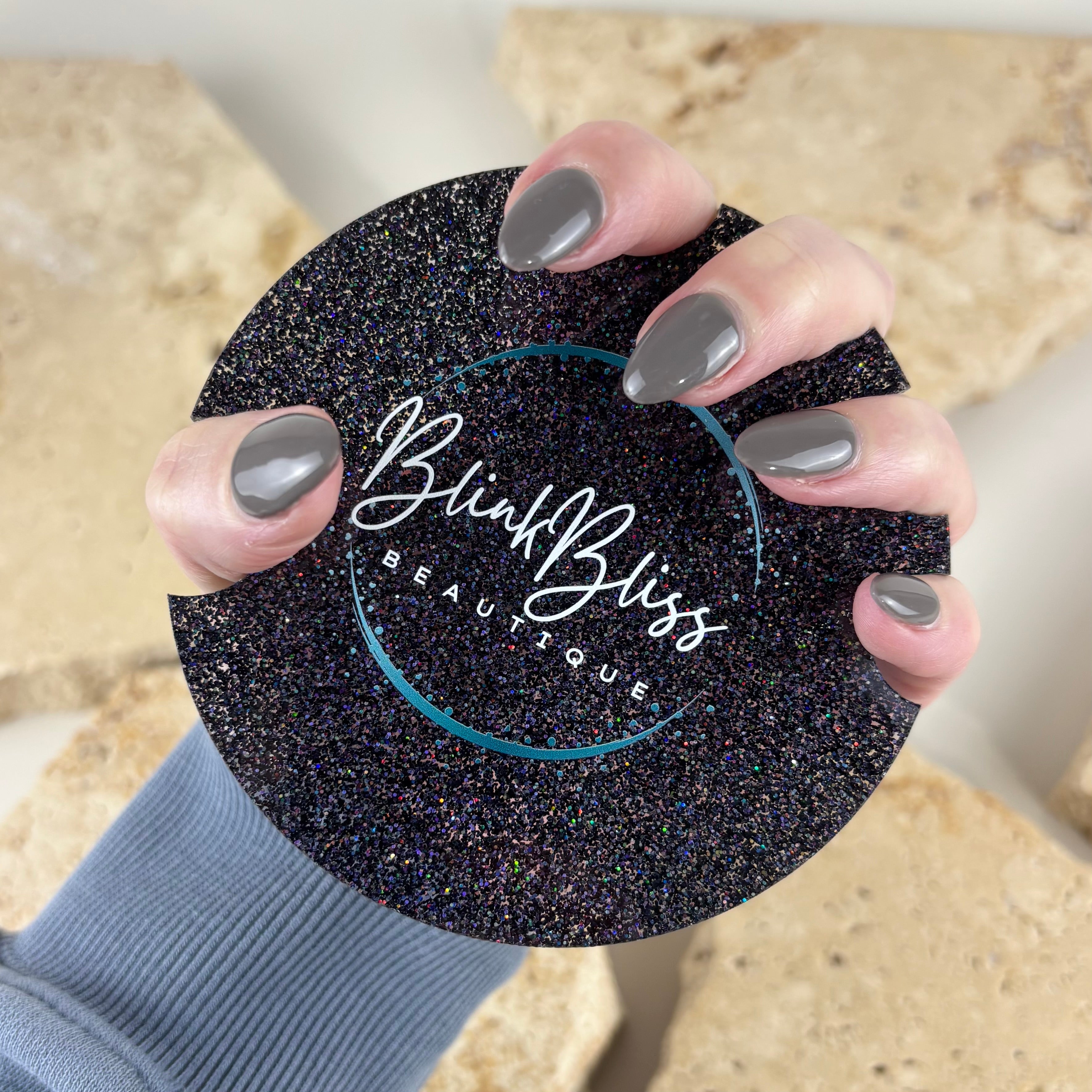 Custom glitter acrylic nail colour display palette with personalised business logo, reusable nail polish colour swatch for nail salons, beauty salons, nail technicians and manicure studios.