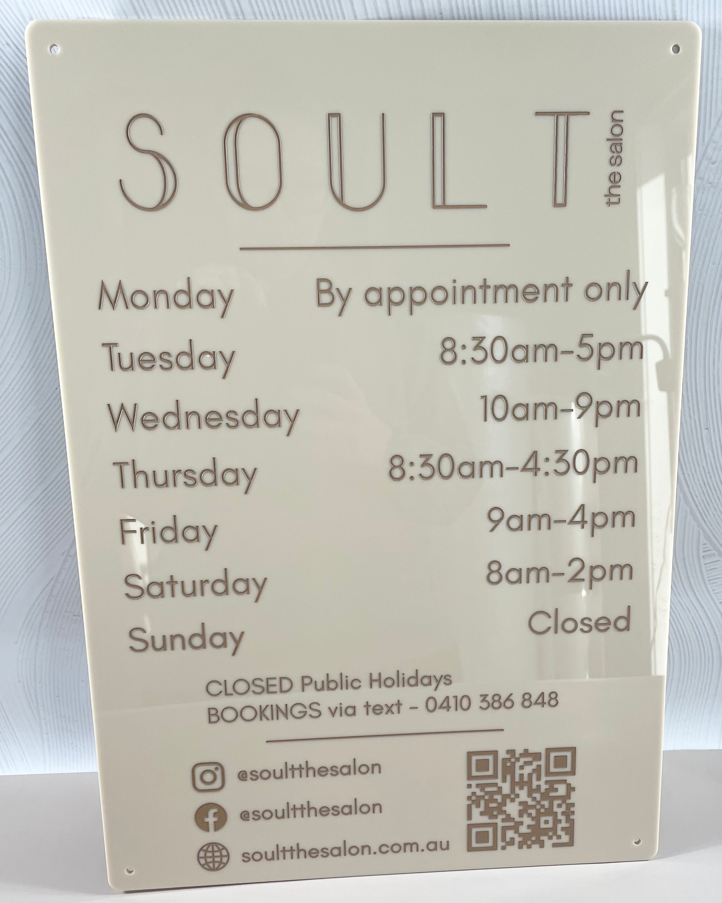 Personalised acrylic opening hours sign with logo and trading hours – custom shop signage