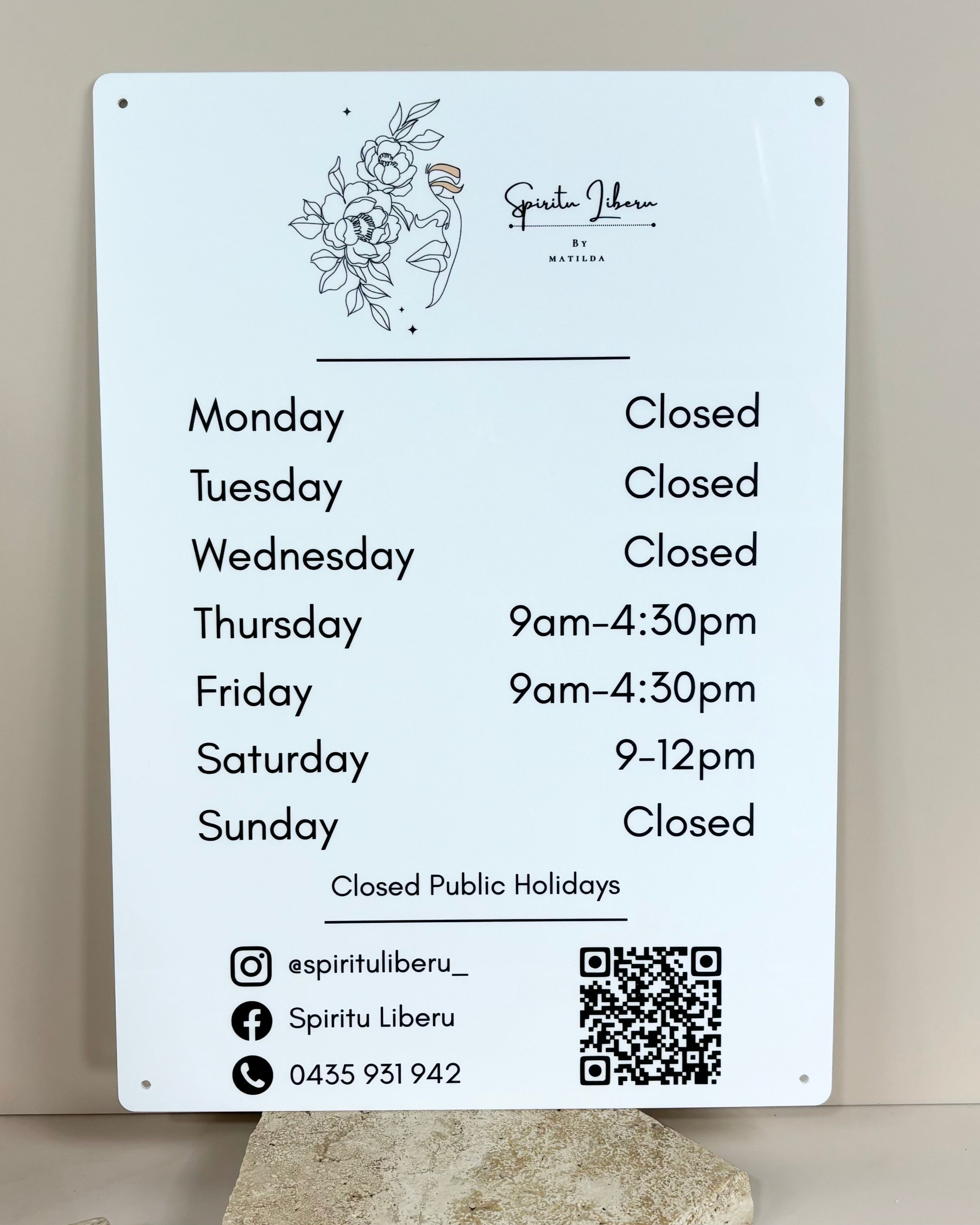 Custom opening hours sign with business logo – acrylic door sign for salons and boutiques