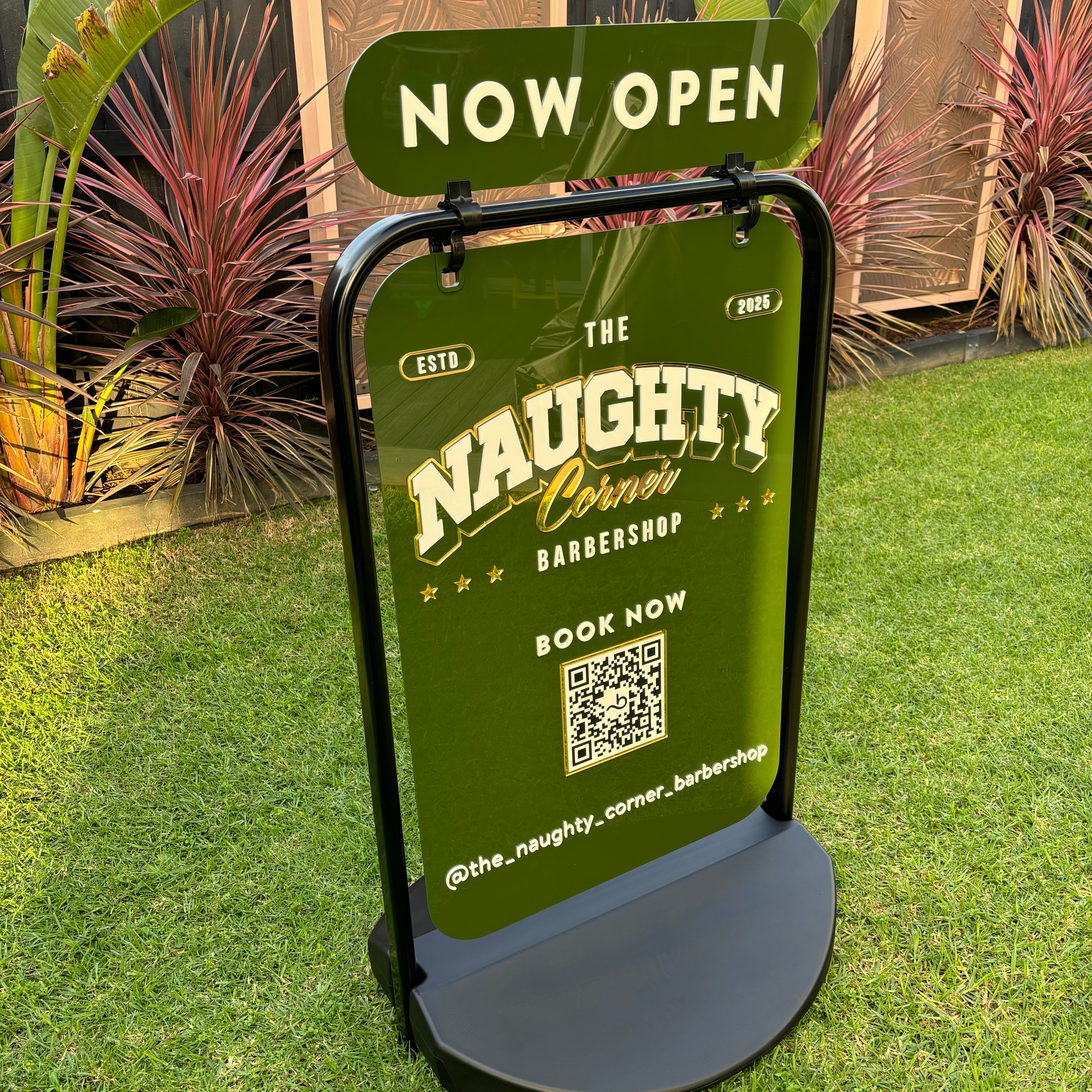 Double sided pavement swing sign for outdoor shopfront advertising