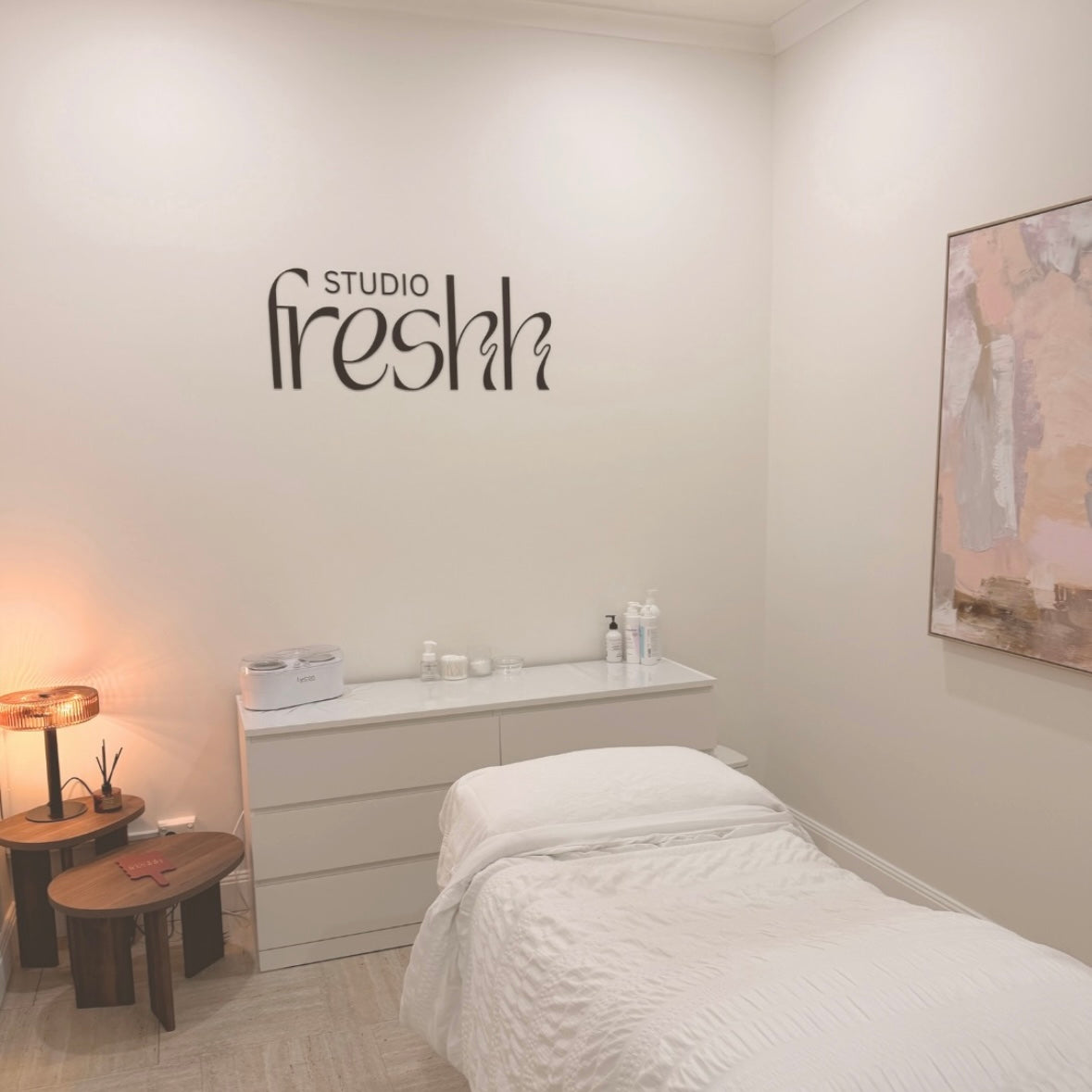 Custom acrylic wall lettering sign for beauty salon, modern 3D business logo signage for clinic reception, personalised salon wall logo letters Australia