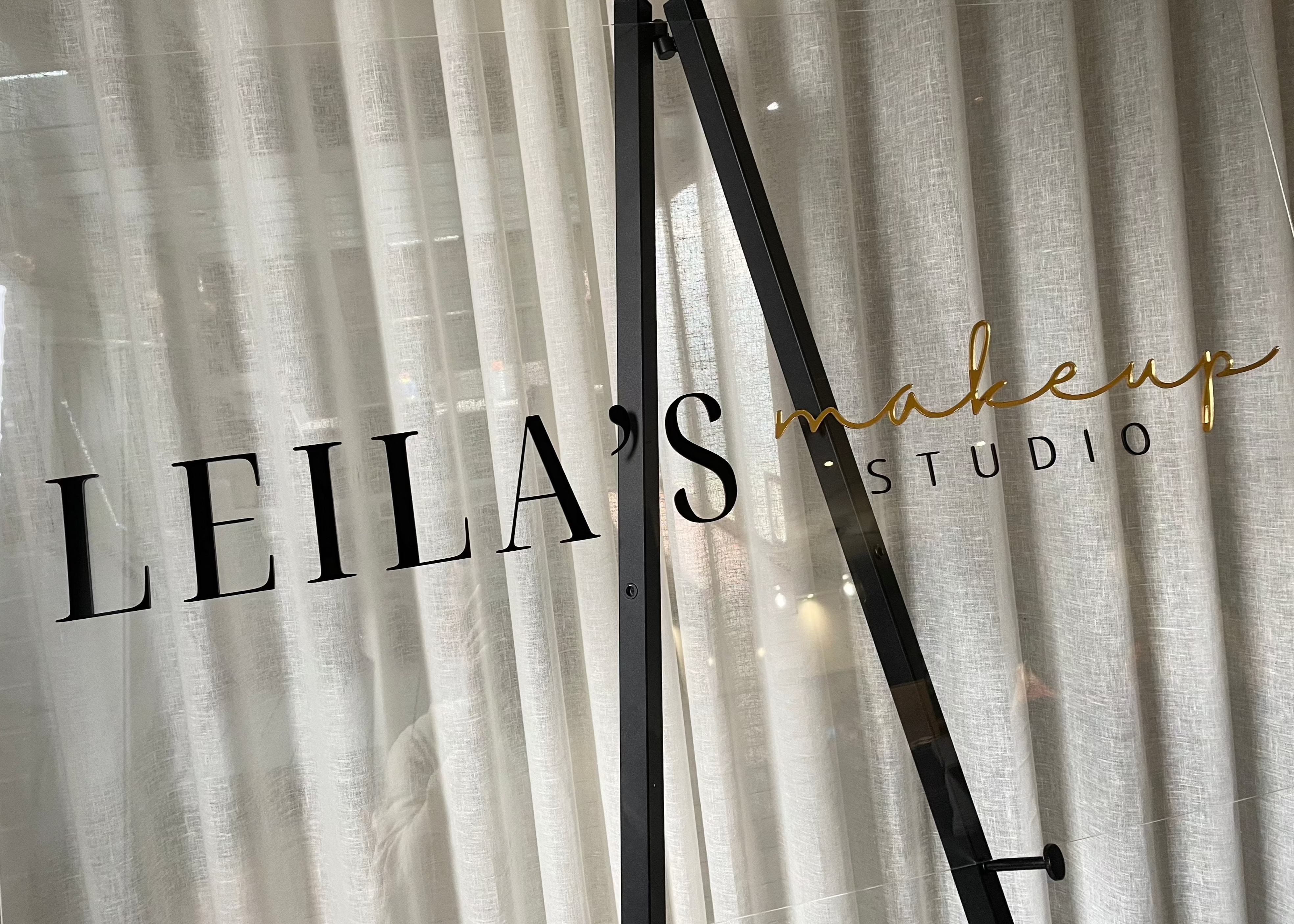 Minimalist business sign for Leila’s Studio