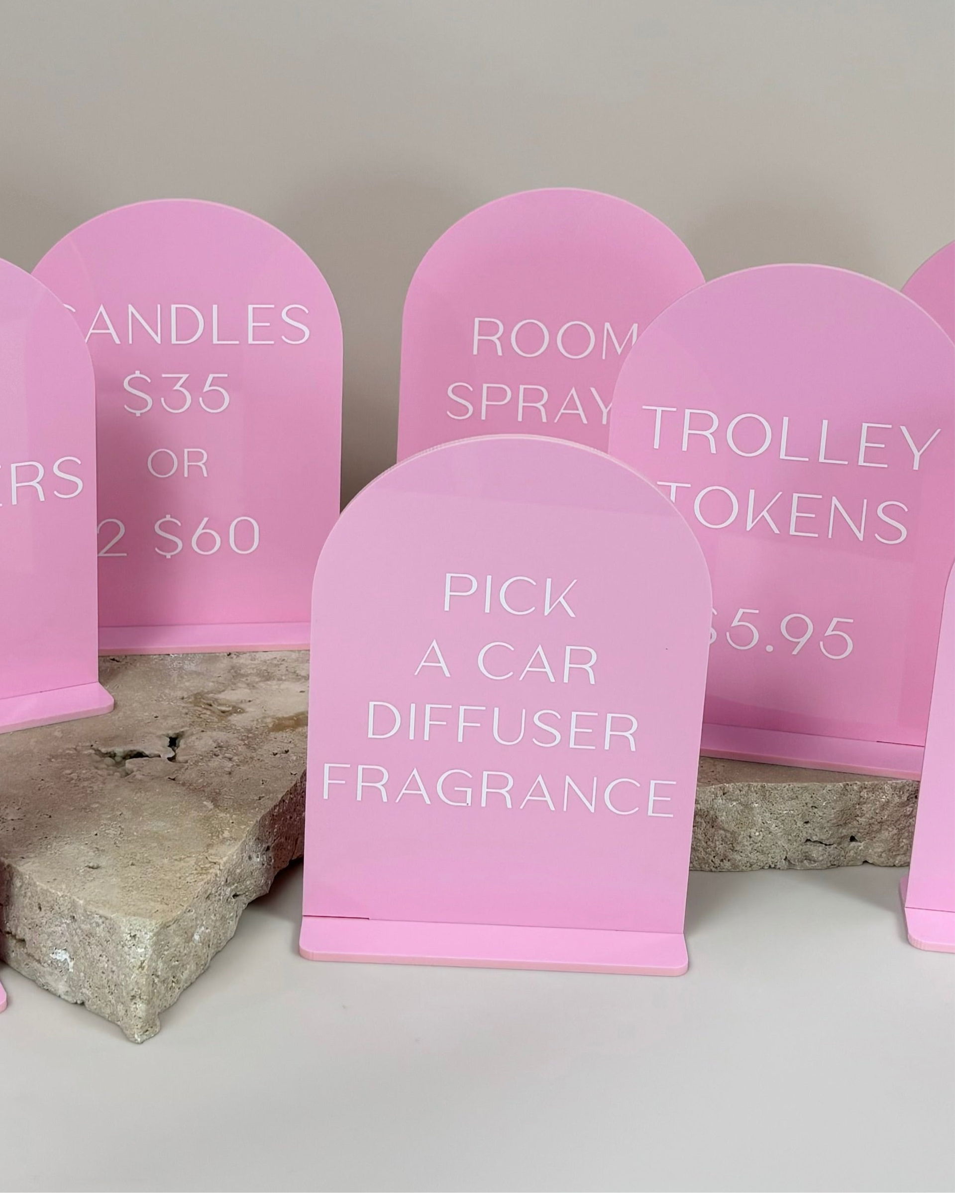 Pink mini signage set with engraved text for beauty salon display