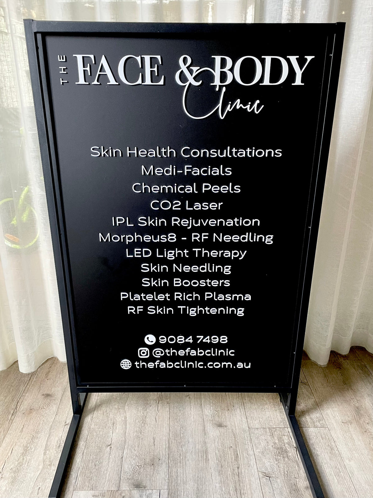 Advertising pavement sign 
