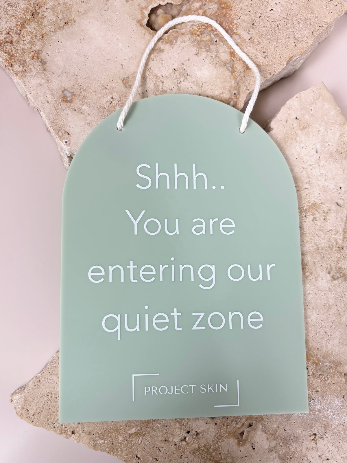 Mini arched info sign
