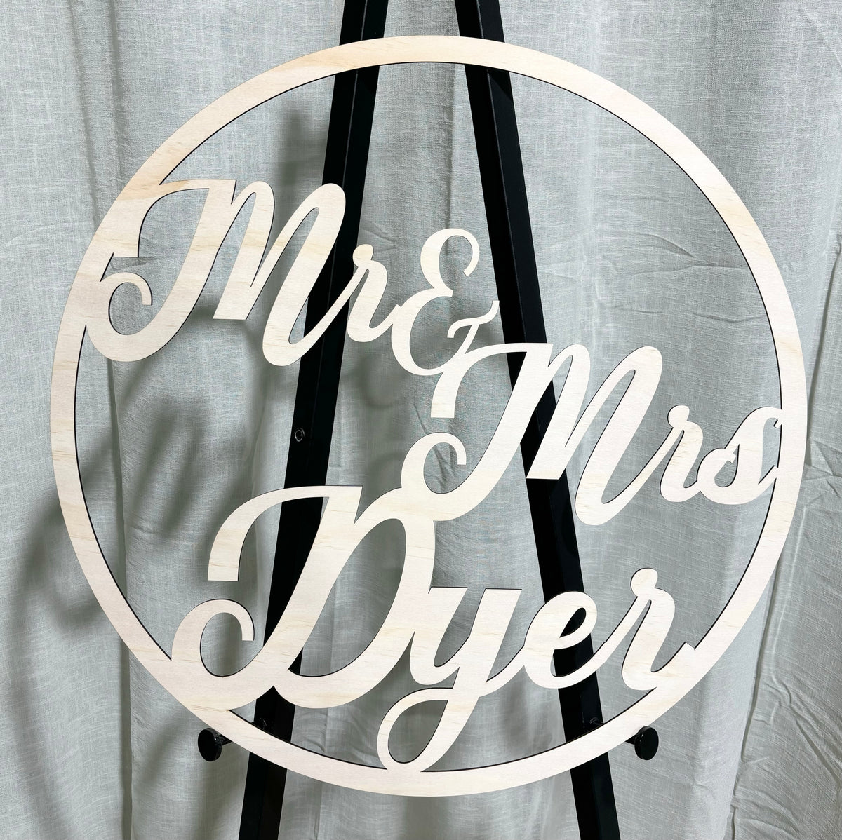Timber hoop sign 