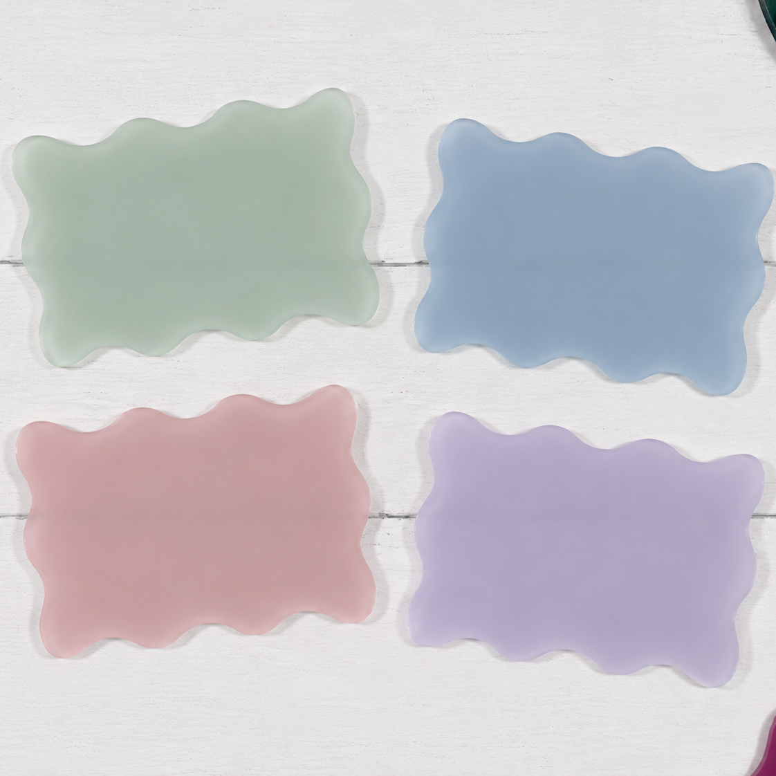 Wavy frosted colour blanks 