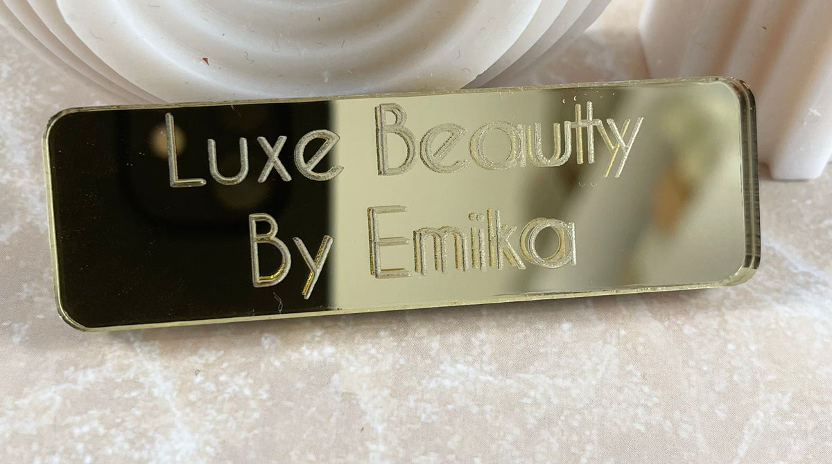 mirror name badge 