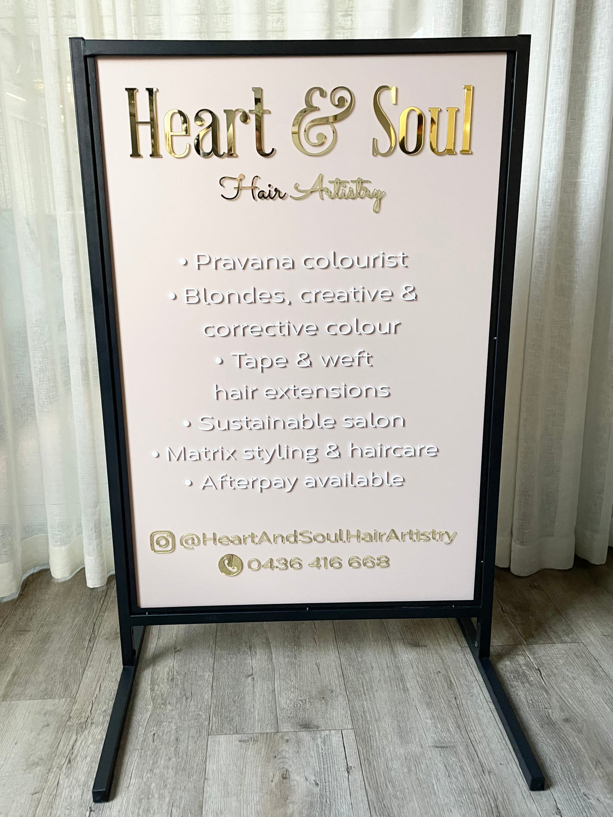 acrylic advertising stand 
