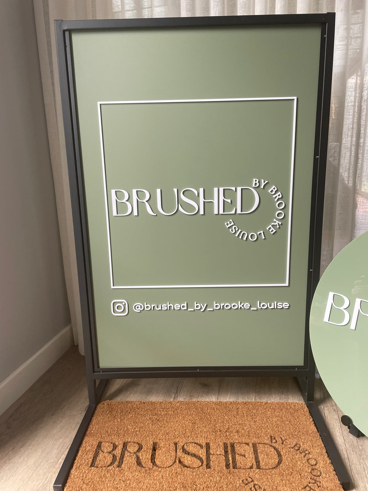 advertising stand 
