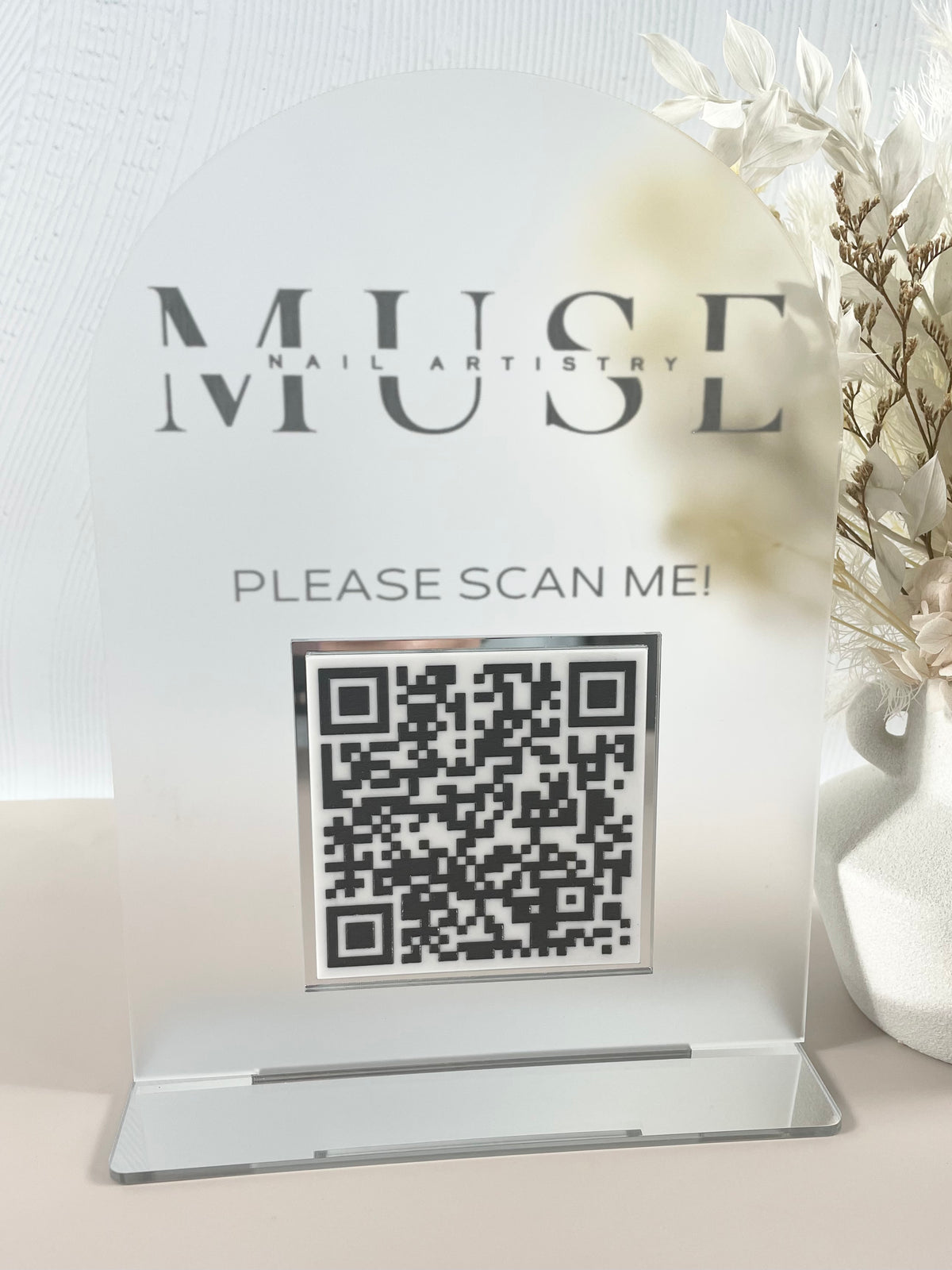 qr code stand 