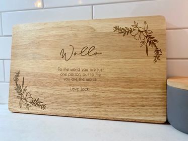  personalised wooden chopping boards clyde north