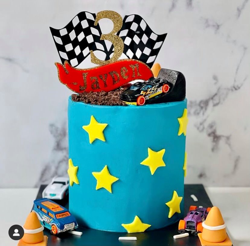 3d hot wheels cake topper