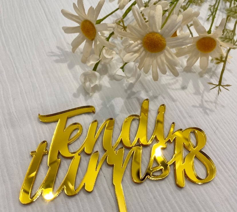 gold 18th cake topper