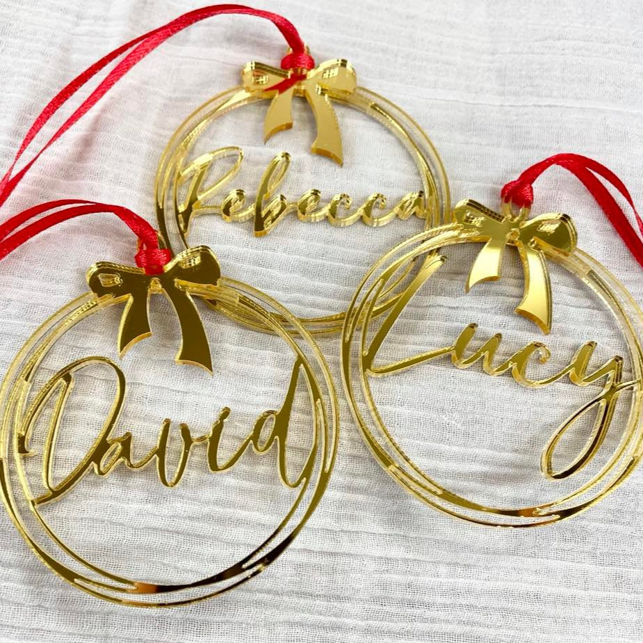 Golden bow name ornament