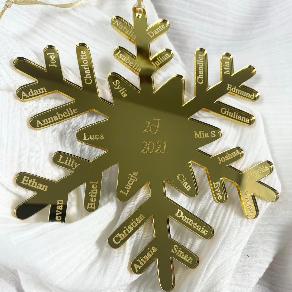 Classroom keepsake snowflake bauble