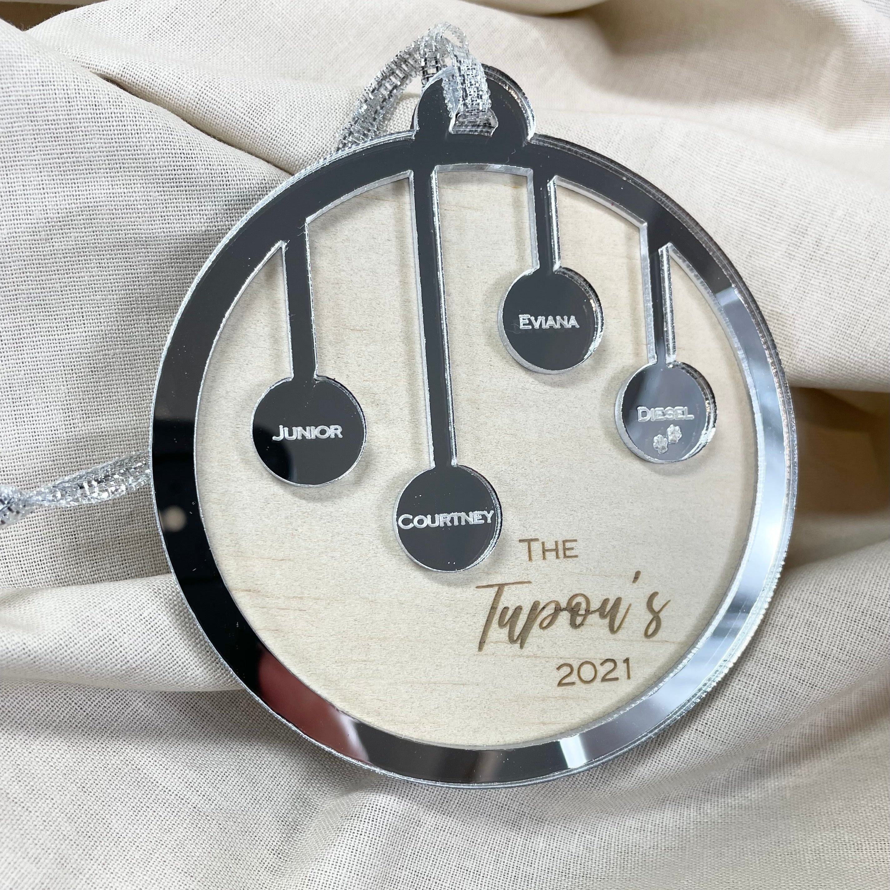 Family tree Christmas bauble