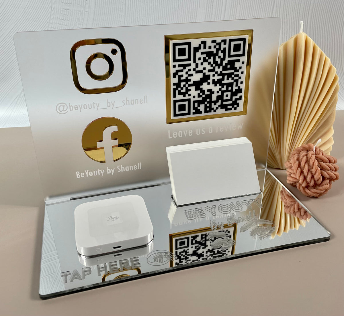 square holder with qr code