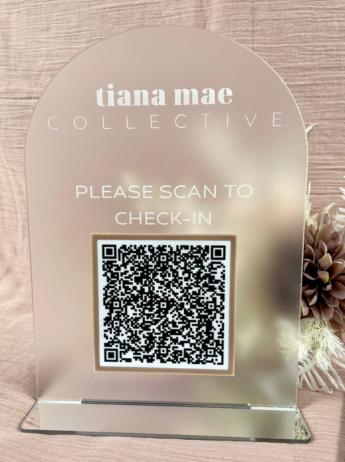 QR code table stand