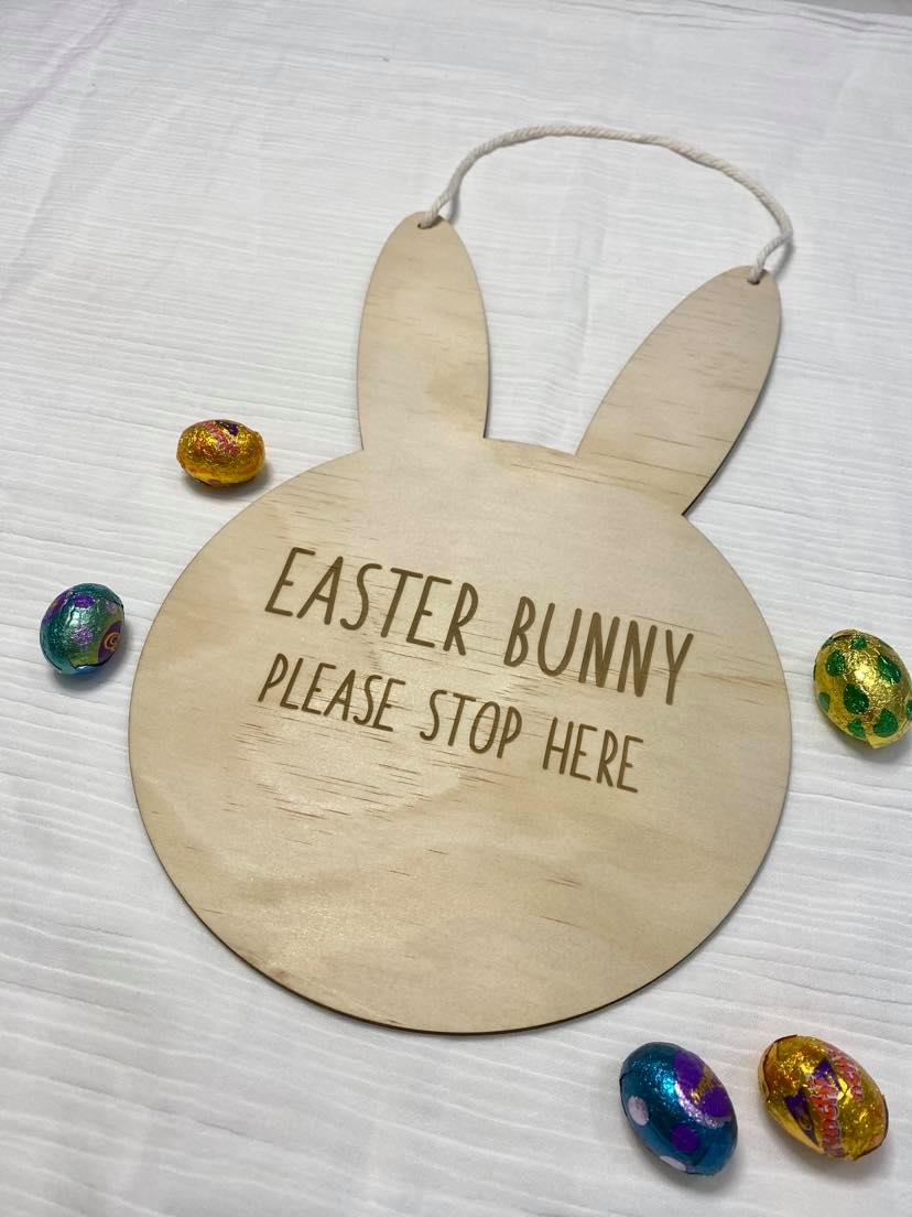 easter bunny please stop here sign